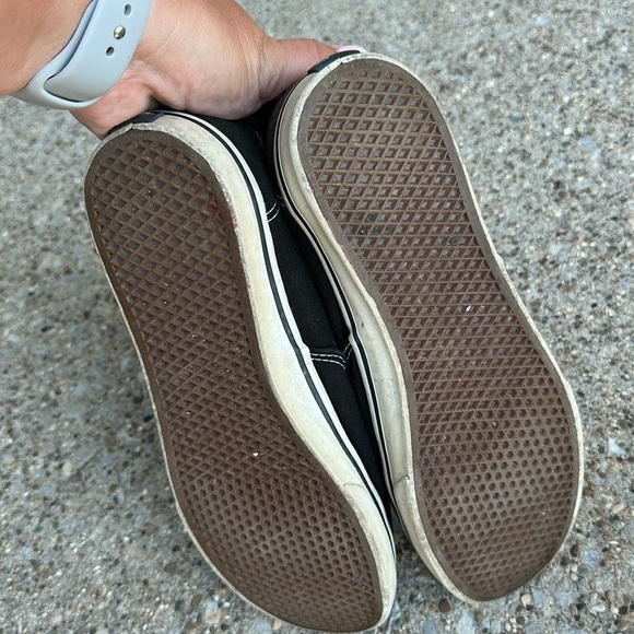 Black vans sneakers women’s size 9 - Picture 5 of 6